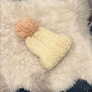 Madison 88 chunky knit beanie